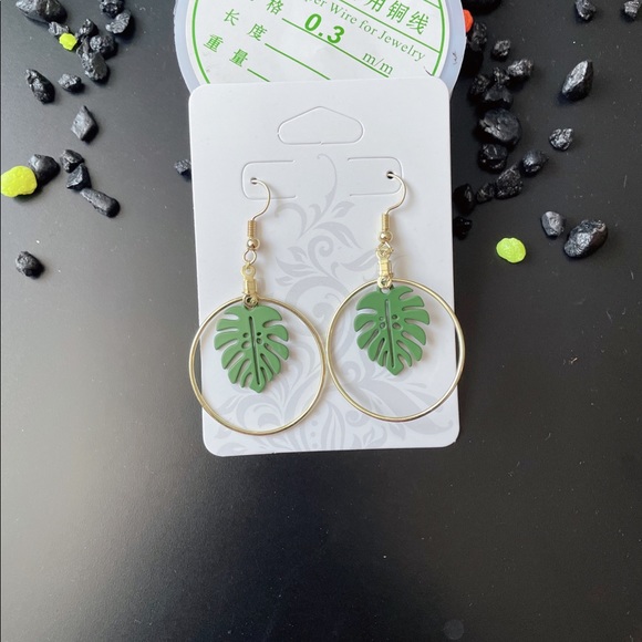 Handmade earrings - Picture 2 of 2